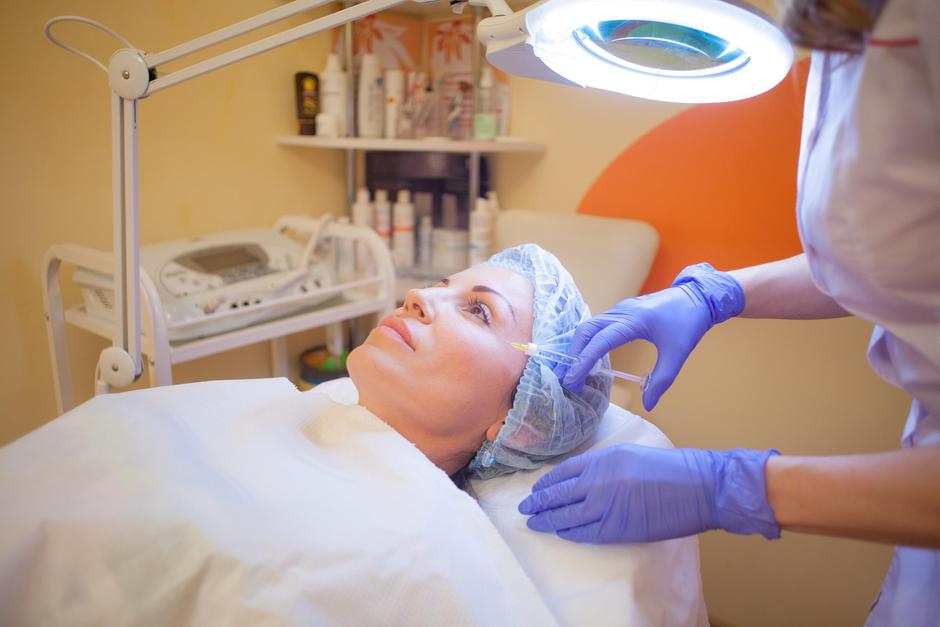 estetski poseg polnila | Avtor: Profimedia