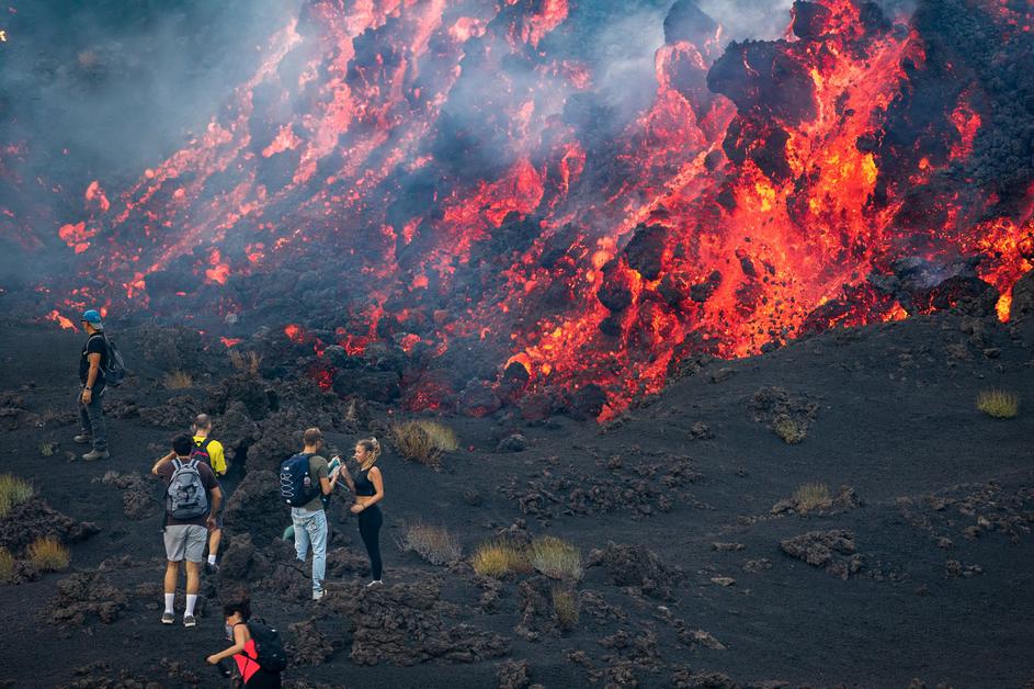 Izbruh vulkana Etna, Sicilija