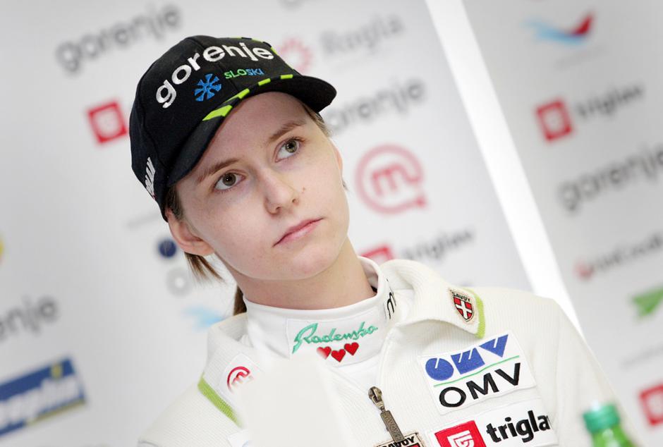 sport 11.01.12 Katja Pozun, novinarska konferenca slovenske reprezentance v smuc | Avtor: Boštjan Tacol