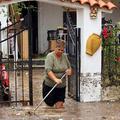Grčijo so po uničujočih požarih prizadele še poplave.