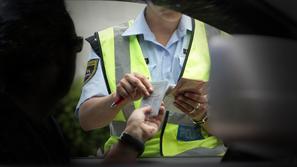 slovenija 01.07.2011 policija, policijska patrulja, kontrola, radar, ustavljanje