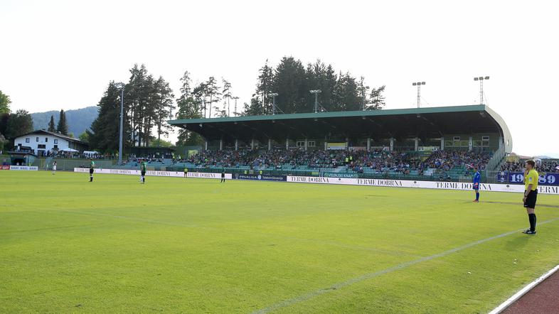 stadion Ob jezeru Velenje