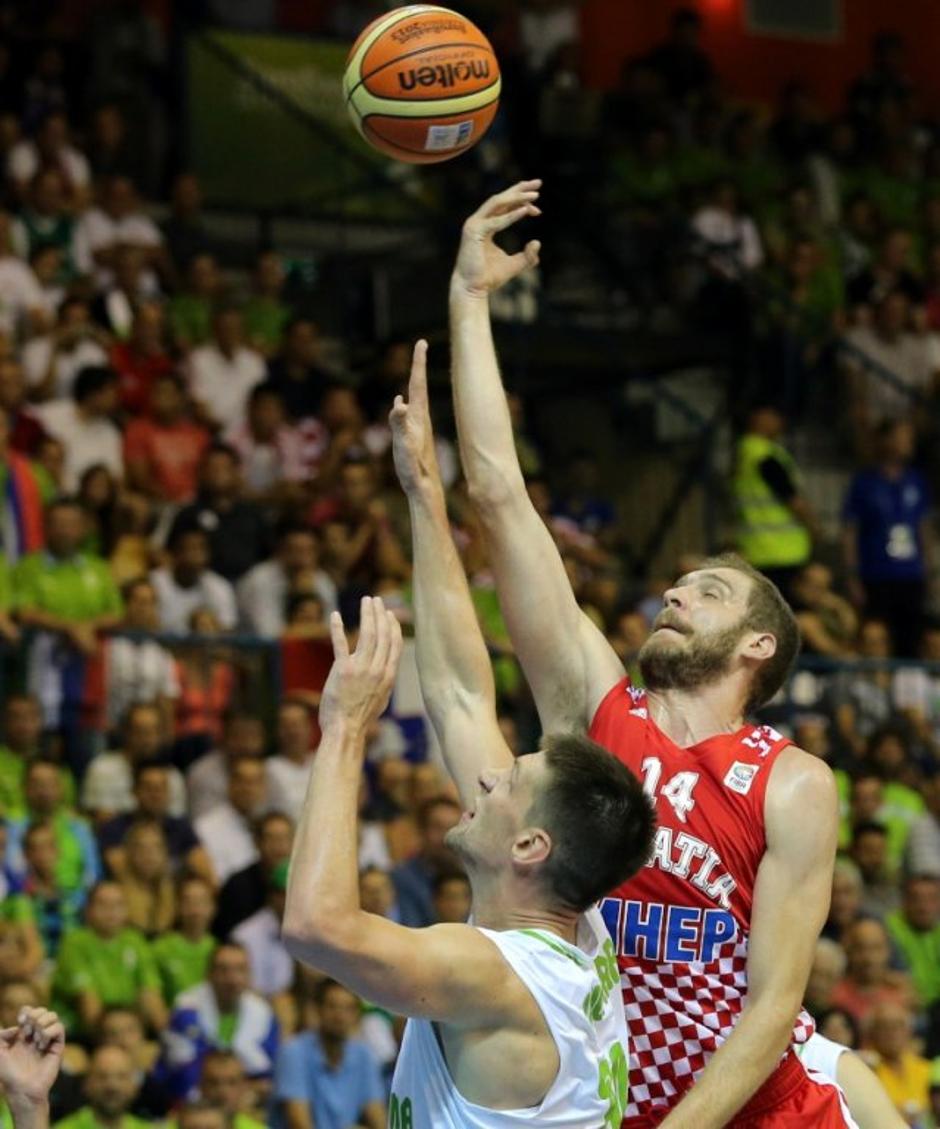 Vidmar Žorić Slovenija Hrvaška EuroBasket Celje Zlatorog | Avtor: EPA