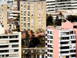 Slovenija 10.11.2013 stanovanje, stanovanja, stanovanjski bloki, zgradba, stanov