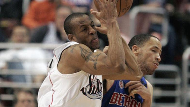 Košarkarji Philadelphie v šesti tekmi niso imeli nobenih možnosti za zmago.