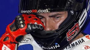 Jorge Lorenzo moštvenemu kolegu Valentinu Rossiju želi hitro okrevanje. (Foto: R