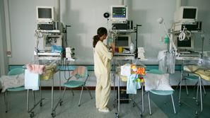 porodnišnica novorojenčki dojenčki