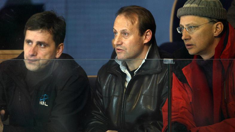 Zaznamki MŠŠ o tem, da Srdana Kureta (levo) ni bilo v službo, so nastali od 3. d