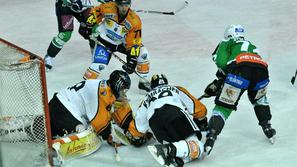 Olimpija : Gradec 5:3