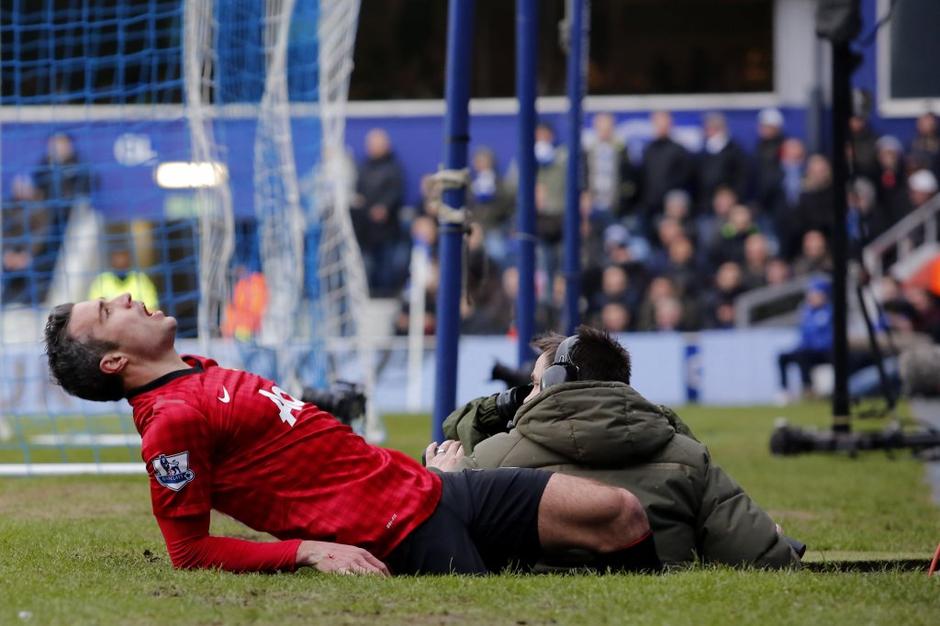 premier liga qpr manchester united van persie | Avtor: EPA