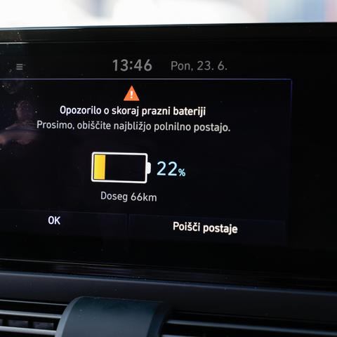 Test dosega z malimi električnimi avti ë-C3, box in inster