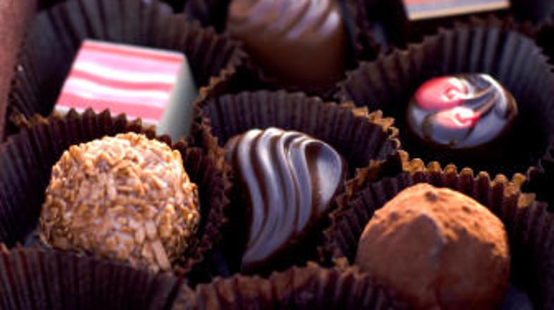 V njih se modra skriva alkohol, zato jih zaporniki ne bodo smeli pojesti.