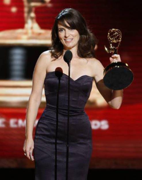 Tina Fey je dobila emmyja za najboljšo igralko v humoristični seriji, za isto se