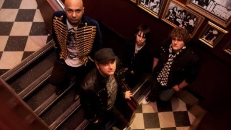 Da so The Sunpilots vredni pozornosti ljubiteljev indie rocka, se lahko prepriča