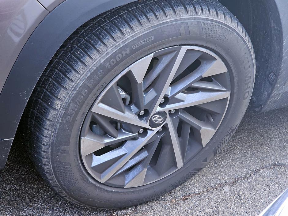 pnevmatike, gume | Avtor: Matija_Janežič