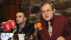 Zdenko Vinkov pravi: »Poravnava je sklenjena. Računamo, da bodo zneski plačani n