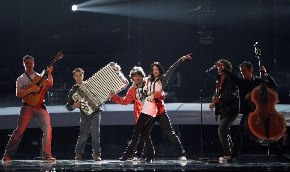 Ansambel Roka Žlindre & Kalamari, Oslo, prva vaja