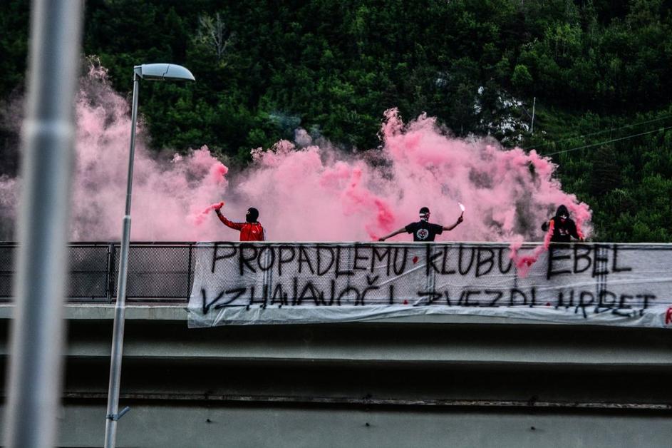 Ultras Jesenice protest