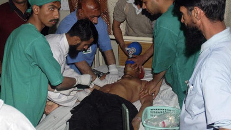 Številnim ranjenim v bolnišnici niso mogli več pomagati.