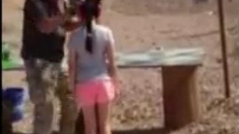 deklica, streljanje, inštruktor