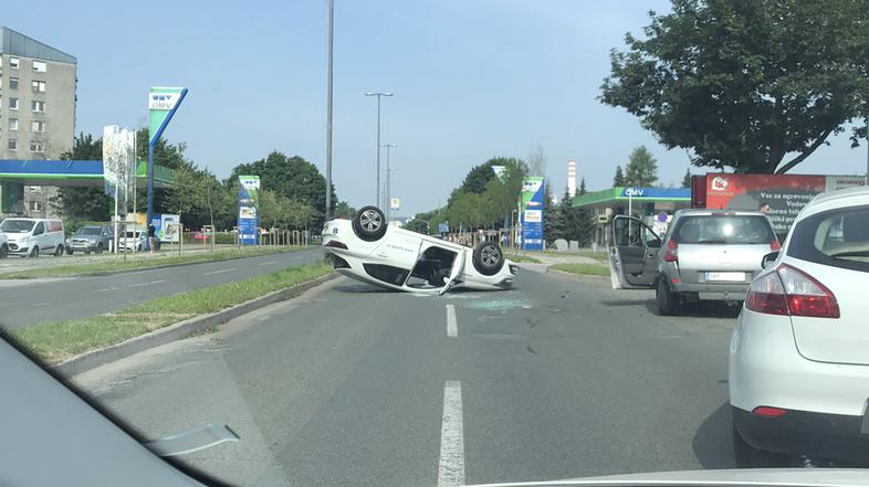 Prometna nesreča na Zaloški