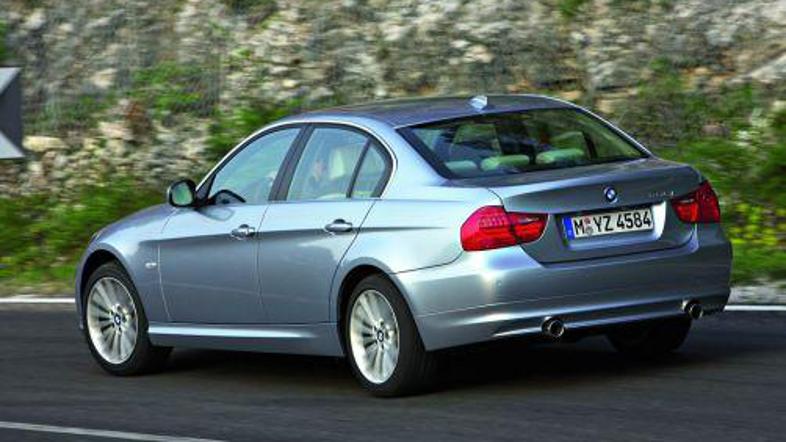 Osvežitev je s seboj prinesla predvsem nekaj oblikovne dinamičnosti ter novo gen