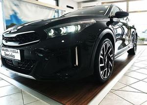 KIA XCeed 1.5 T-GDi BLACK EX AVT-AKT.TEM.-KAMERA-APPLE-VIDEO