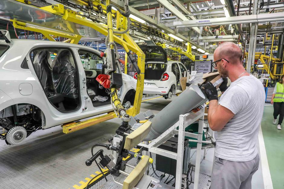 Revoz | Avtor: Saša Despot