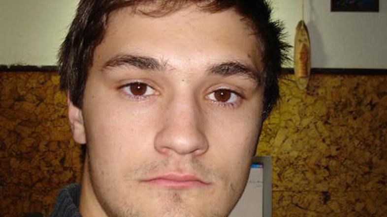 Tekmovalec exess, ki v resničnem življenju nosi ta obraz, pravi, da mu v Kitzbüh