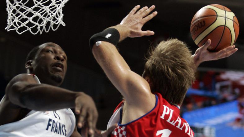 Planinić je pod košem bil boj s francoskimi atleti.