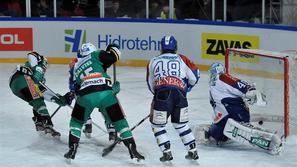 Telemach Olimpija Medveščak liga Ebel Bežigrad stadion Ice Fever