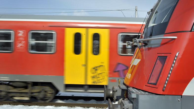 Ustavi se, vlak se ne more