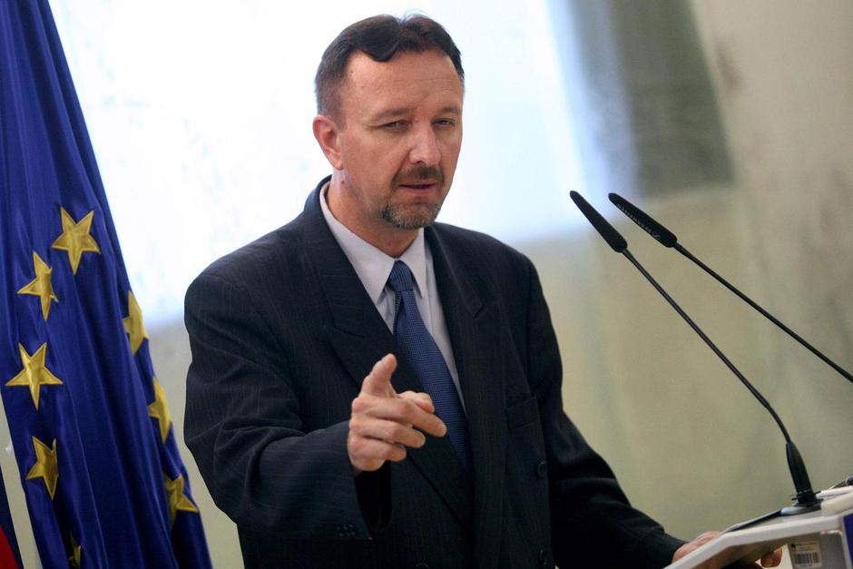 Uradni govorec MZZ Milan Balažic: "Ne gre za blokado, ampak zadržke, ki so Hrvaš | Avtor: Žurnal24 main