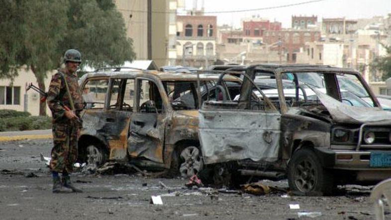 Po terorističnem napadu pred veleposlaništvom.