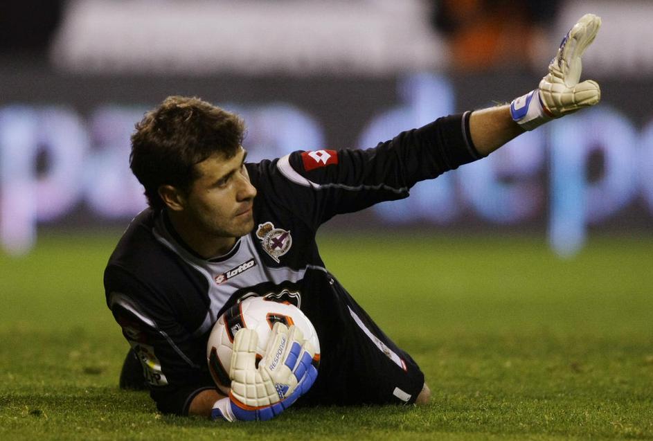 Daniel Aranzubia – baskovski junak A Coruñe. (Foto: Reuters)