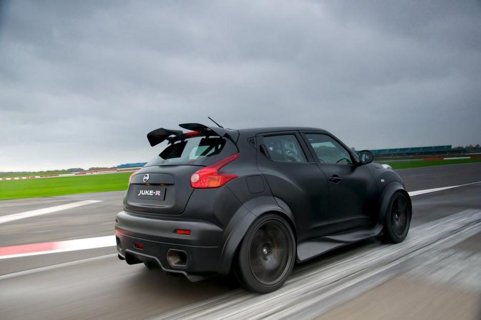 Nissan juke-R | Avtor: Nissan