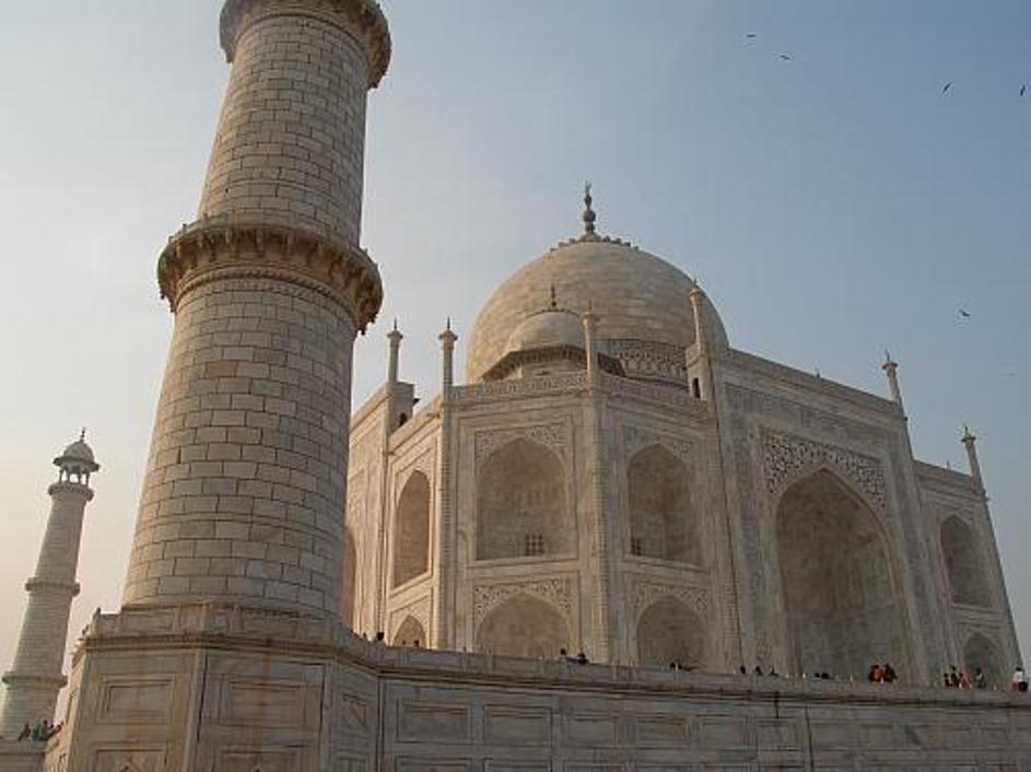Od 7. julija 2007 je Tadž Mahal tudi eno od sedmih novih svetovnih čudes.