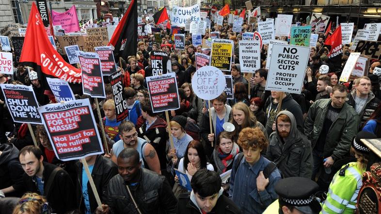 protesti študenti London