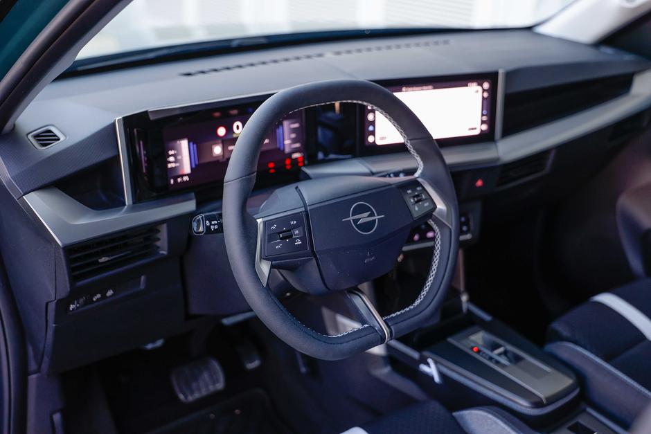 Opel Frontera | Avtor: Saša Despot