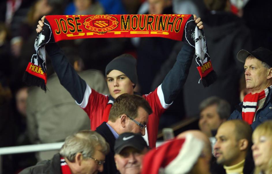 jose mourinho šal old trafford manchester united