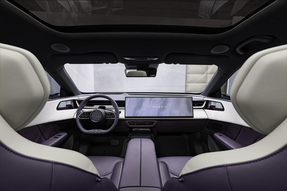 Mazda CX-6e | Avtor: Mazda