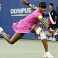 Venus Williams se ne igriščih Flushing Meadowsa bori s tekmicami in bolečinami v