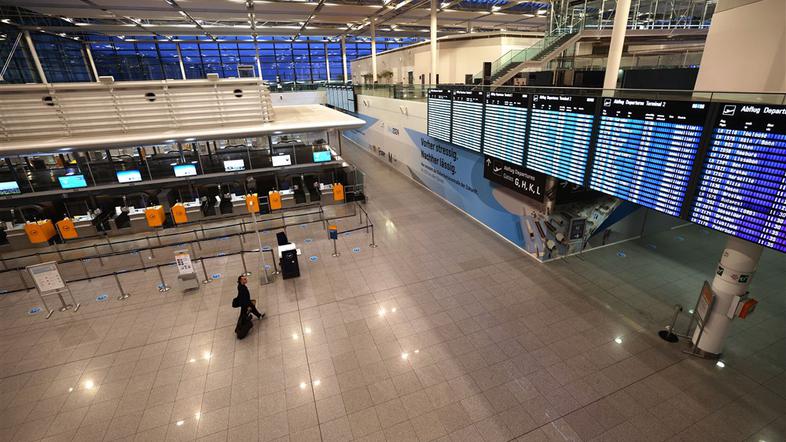 prazno letališče v Nemčiji