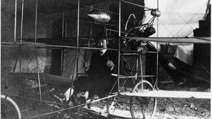 Letalo Edvarda Rusjana.