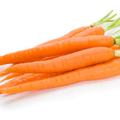 Vitamin A, ki ga vsebuje korenje, preprečuje pojav kožnih bolezni.