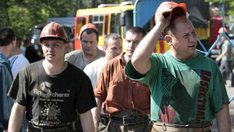 Zaradi eksplozije pogrešajo 37 rudarjev.