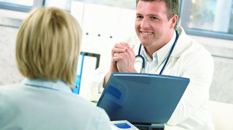 zdravnik pregled bolnik pacient