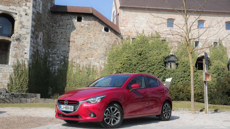 Mazda2