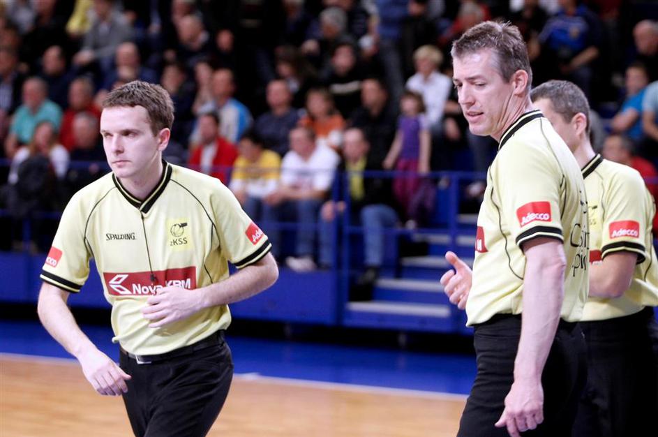 sodniki sodnik sodniška trojka Helios Domžale Union Olimpija liga Telemach za pr