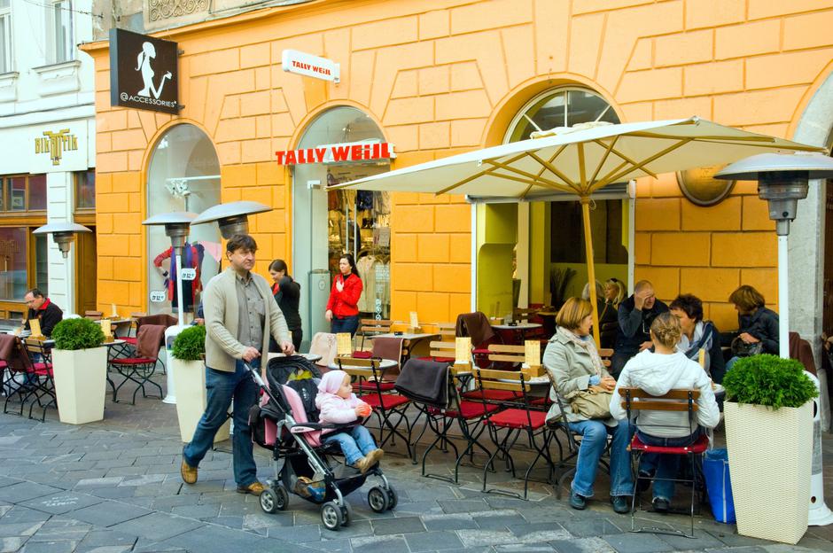 Ljudje v Ljubljani | Avtor: Profimedia